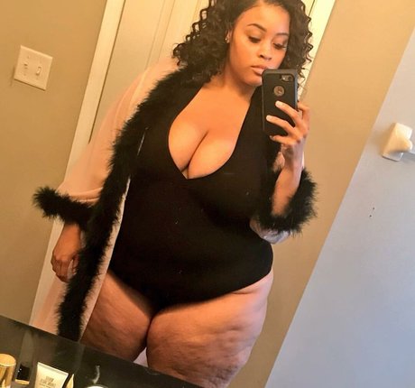 Jasmine Gunn actrice parfaite image