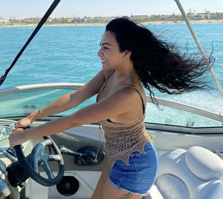 Mirhan Hussein actrice pornographique galerie