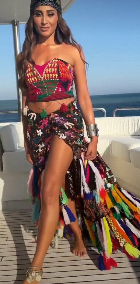 Dina El Sherbiny top star des photos