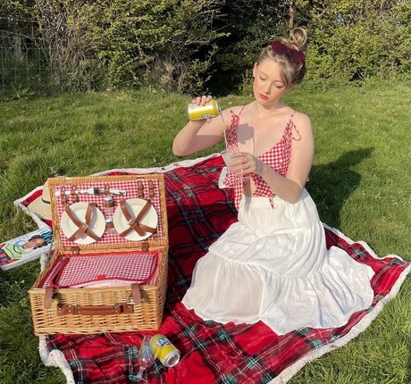 Amber Farndon star du porno exclusive img