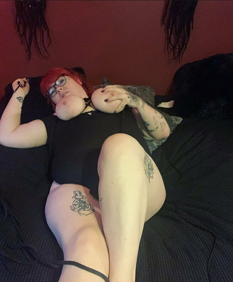 mandymayhemofficial beau modèle des photos