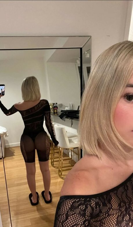 Sarah Snyder modèle exclusif archive
