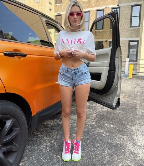 Sarah Snyder star du porno xxx photo
