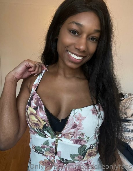 Deutscheonlyfans modèle joli galeries