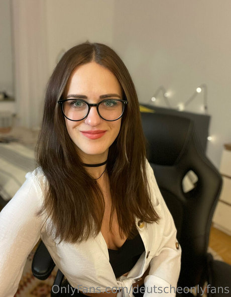 Deutscheonlyfans art star du porno galeries