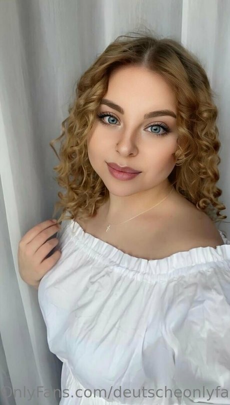 Deutscheonlyfans joli modèle archive