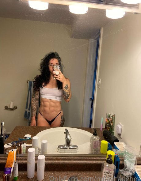 fans de milf gothique uniquement nus de haute qualité img