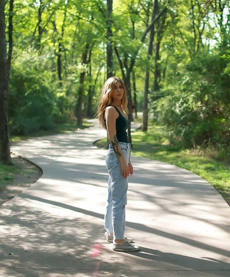 marzz actrice chaude photo