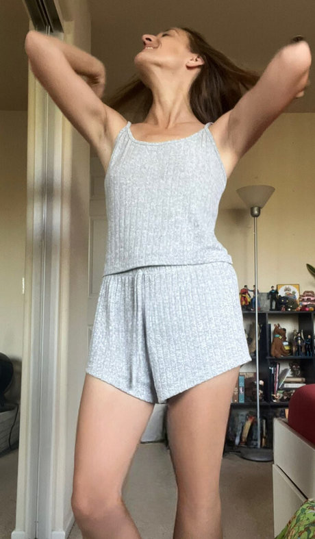 Ashley Victoria Robinson beau modèle galeries