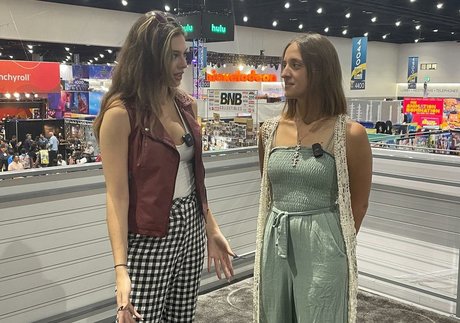 Ashley Victoria Robinson modèle de sexe images