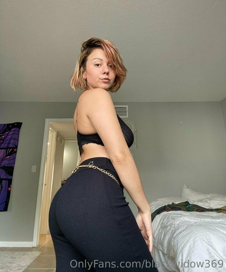 blackwidow369 modèle parfait collection