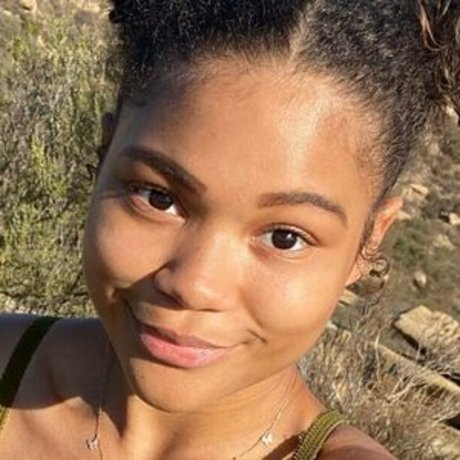 mamie gros seins onlyfans belle qualité collection