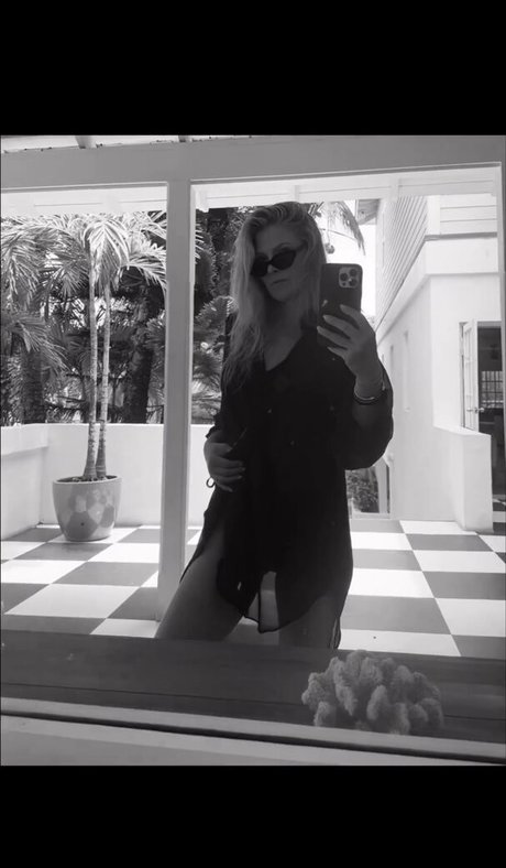 Ali Larter actrice porno des photos