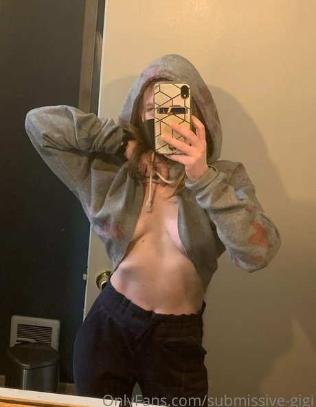 submissive gigi modèle chaud photo