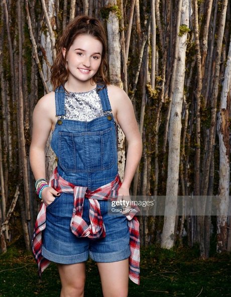 Kaitlyn Dever actrice porno collection