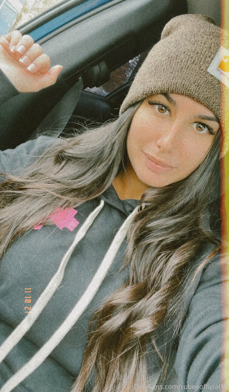 chatte ado onlyfans belle gratuite galerie