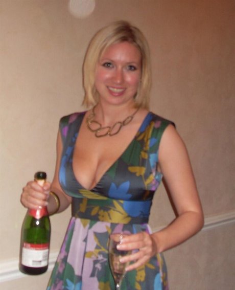 Sarah Cruddas étoile adulte galeries