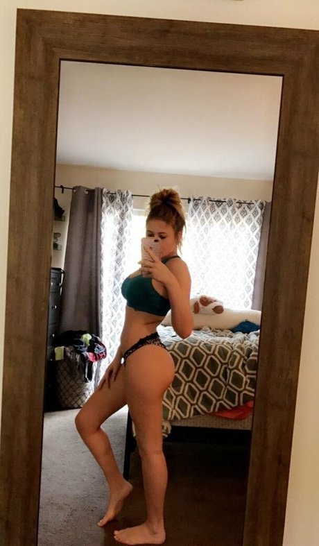 misshannahnicoleee star pornographique galerie