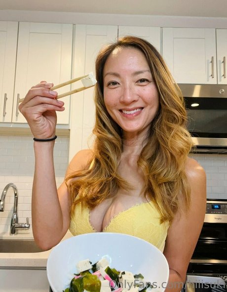 hiiisuki modèle adulte galerie