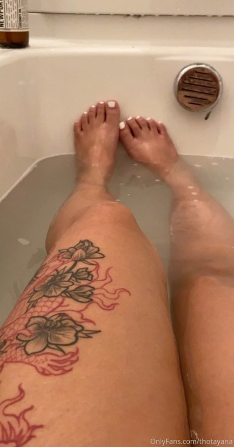 Thotayana star du porno en haute qualité galerie