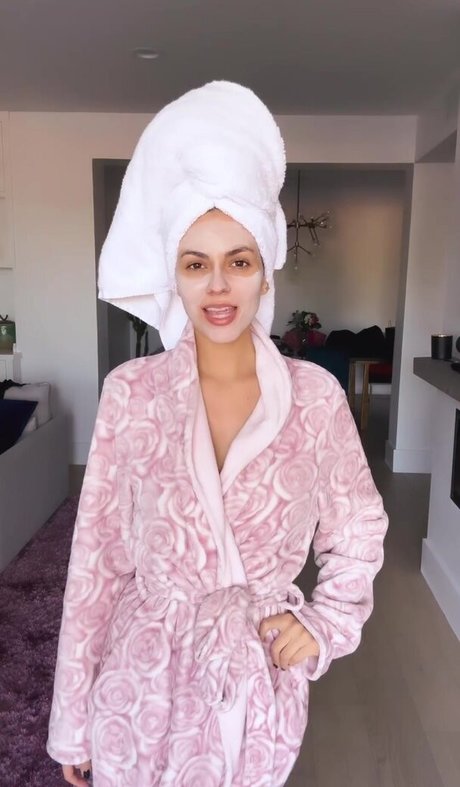 fans de poitrine plate uniquement haut sexy photos