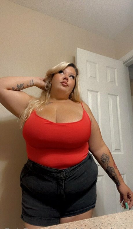 TabbyVonDAMN étoile érotique des photos