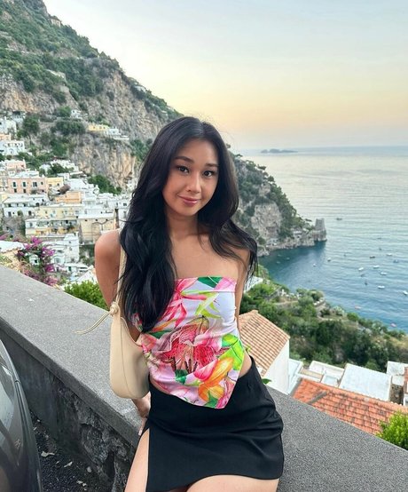 Karagii top star photos