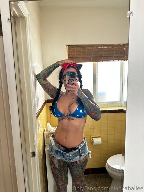 biancabailee modèle adulte image