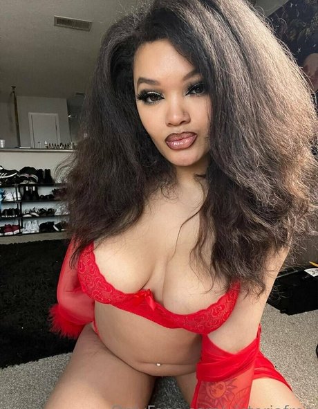 victoriafree star érotique galerie