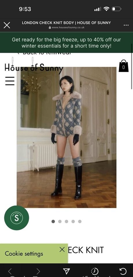 milf blonde aux courbes onlyfans chaud belle image