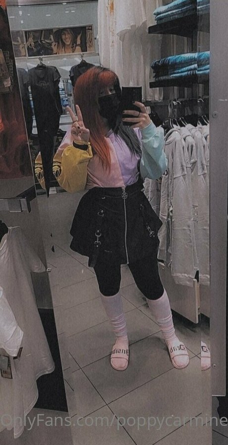 poppycarmine star du porno sympa photo