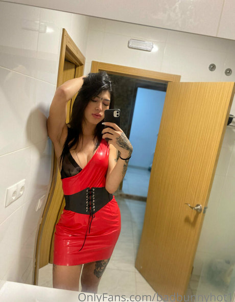 badbunnyhot1 étoile magnifique image