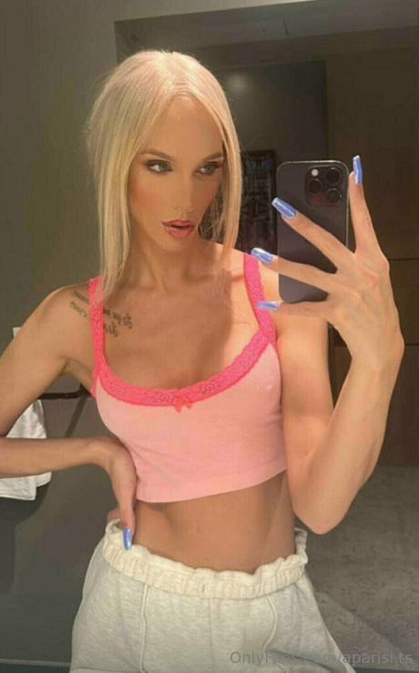 aparisi ts modèle de sexe photos