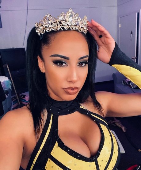 Leila Grey modèle adulte galerie