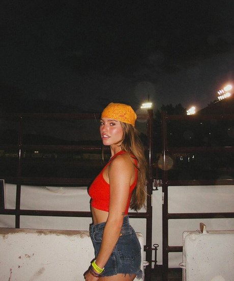 Sylvia Snyders modèle gratuit galeries