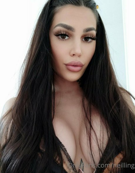 kiarabennet étoile xxx img