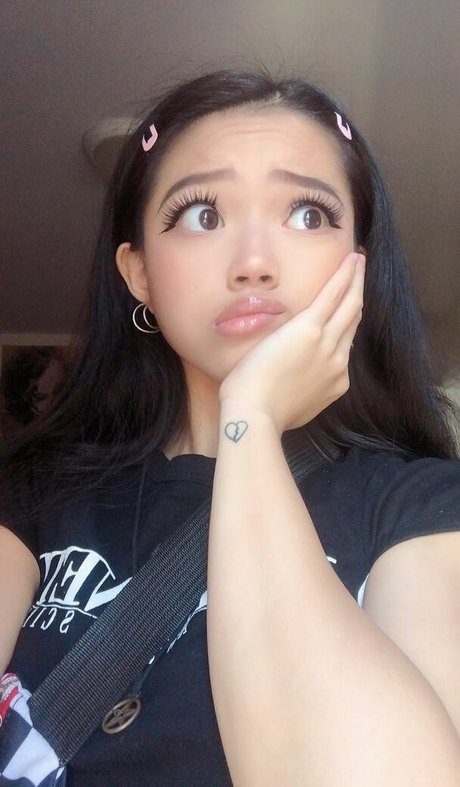 Wasabiicat modèle de sexe archive