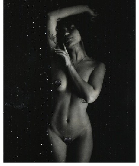 Spicymarii modèle xxx image