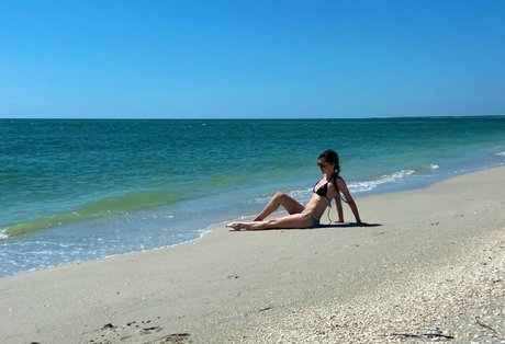 Zhaddie Grey star du porno exclusive collection