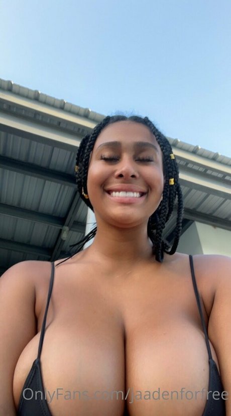 jaadenforfree nus étoiles photo
