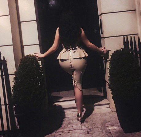 sxmonne modèle gratuit image