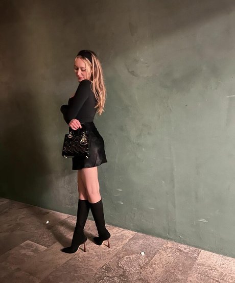 journaliste onlyfans porno érotique galeries