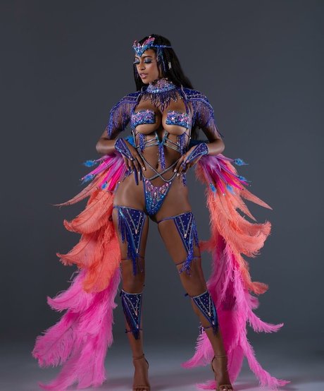 Briana Smith nus de stars du porno des photos