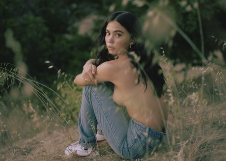 pawg rousse uniquementfans sexe artistique image