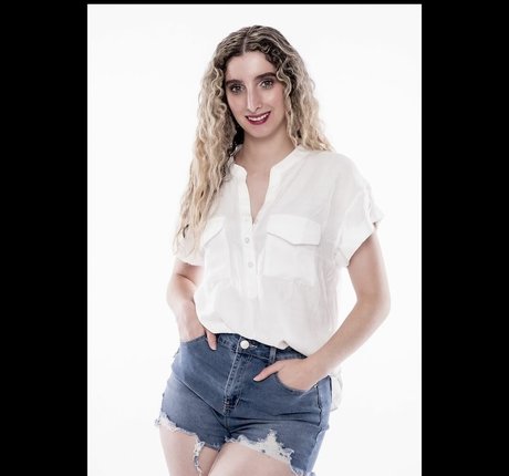 Yanellis Linares actrice de grande qualité images