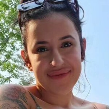 Roxy B modèle de haute qualité img