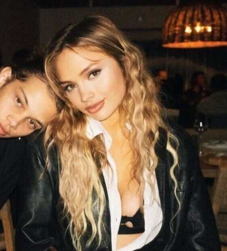 Natalie Alyn Lind actrice pornographique img