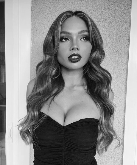 Natalie Alyn Lind star du porno gratuite images