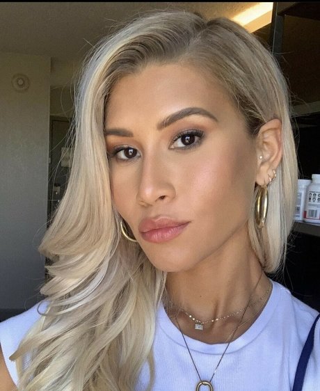 Lexy Nair étoile nue photo