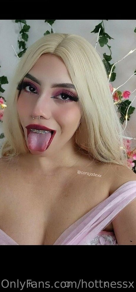 hottnessx étoile érotique photos